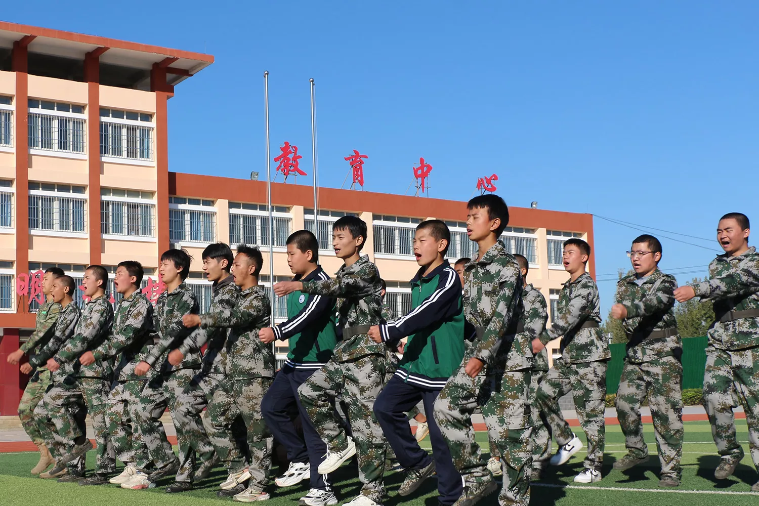 孩子进入青春期后家长该怎么教育